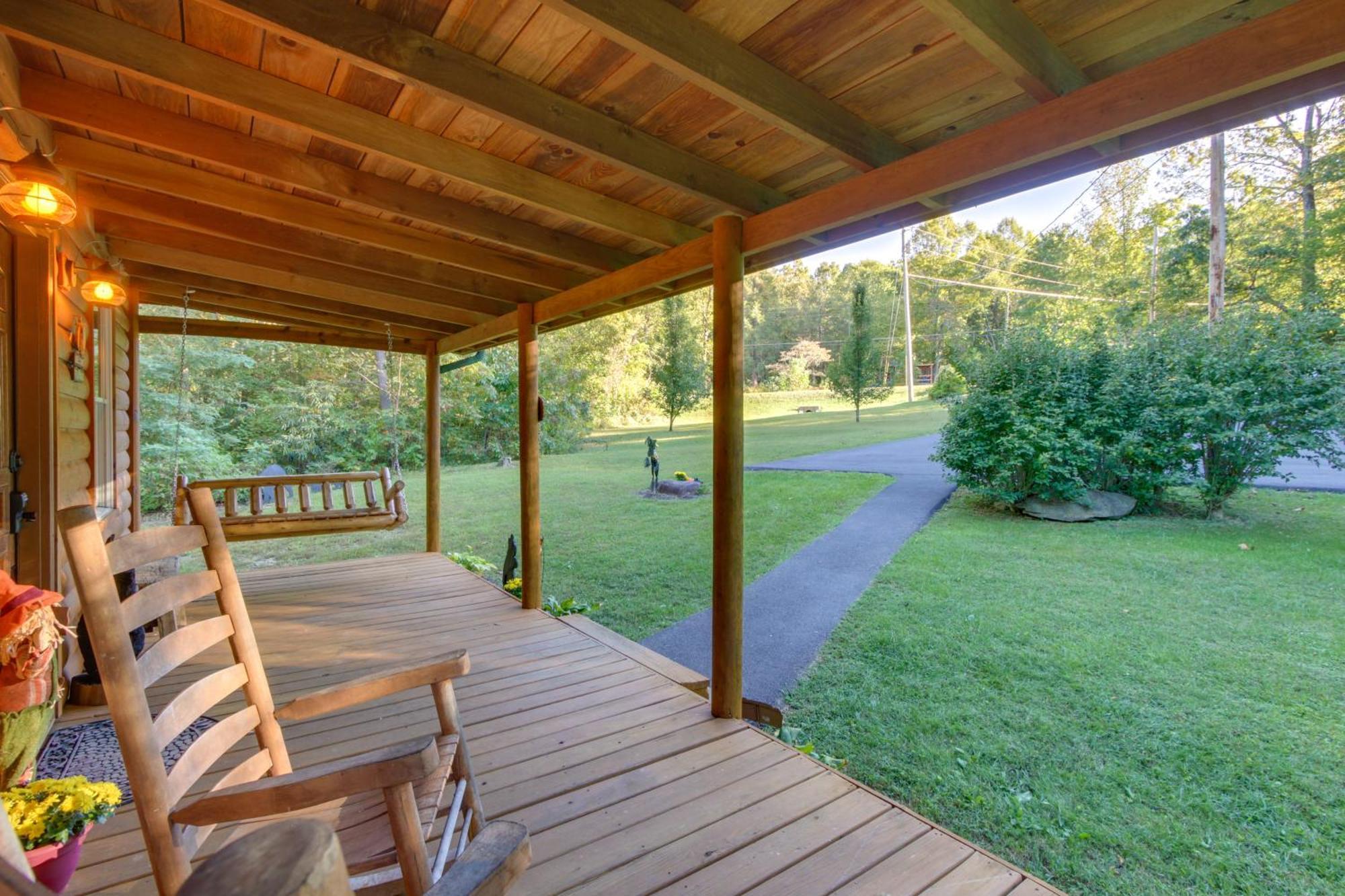 Pet-Friendly Cosby Log Cabin With Backyard And Porch! Extérieur photo