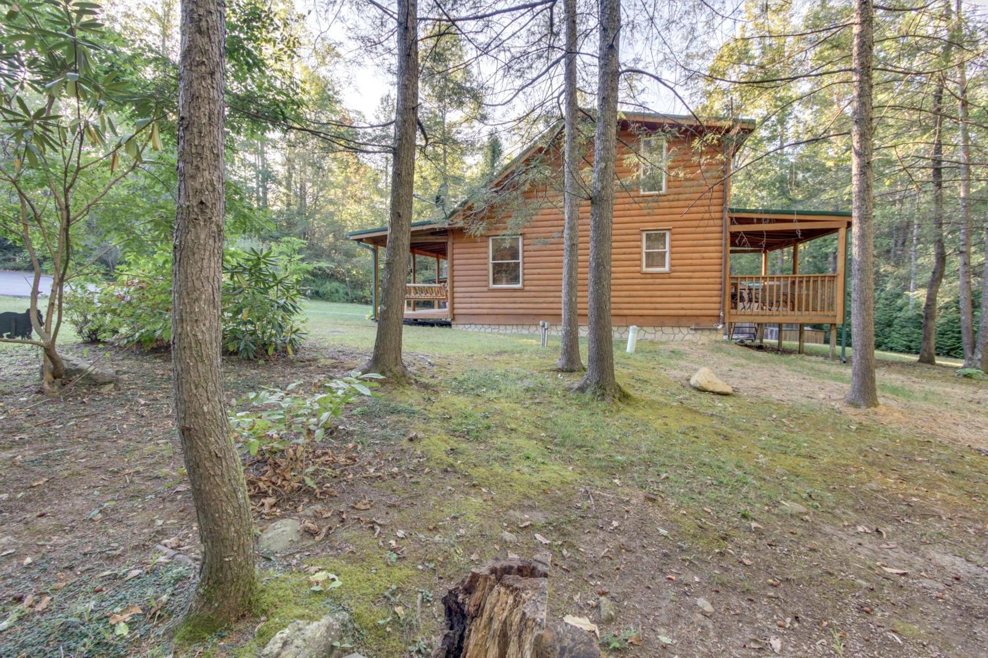 Pet-Friendly Cosby Log Cabin With Backyard And Porch! Extérieur photo